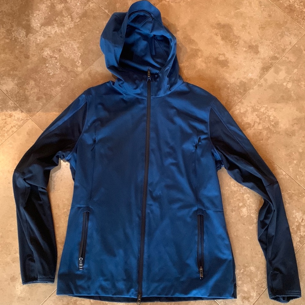 Men’s lululemon lightweight jacket